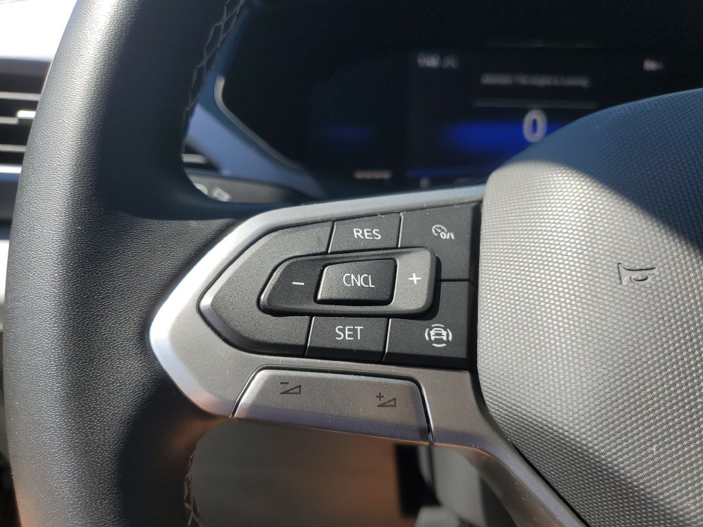 2022 Volkswagen Taos SE - Photo 18