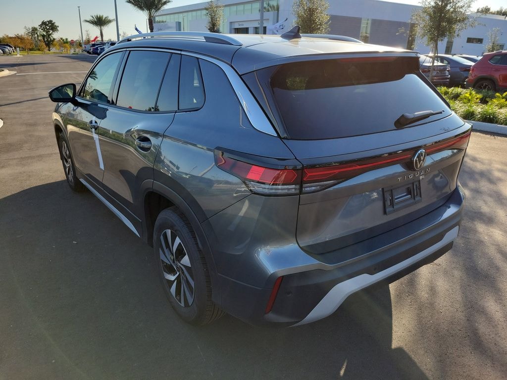 New 2025 Volkswagen Tiguan 2.0T S SUV