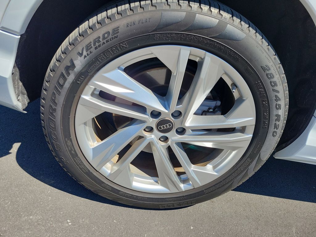 2023 Audi Q7 Premium Plus - Photo 6