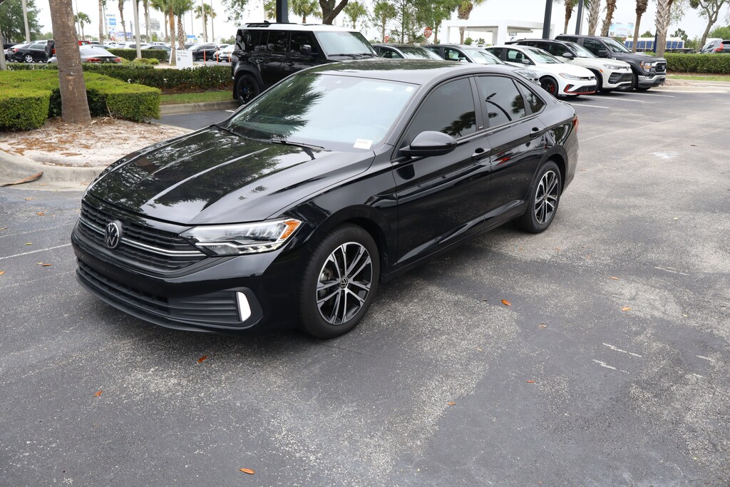 Used 2024 Volkswagen Jetta 1.5T Sport Sedan
