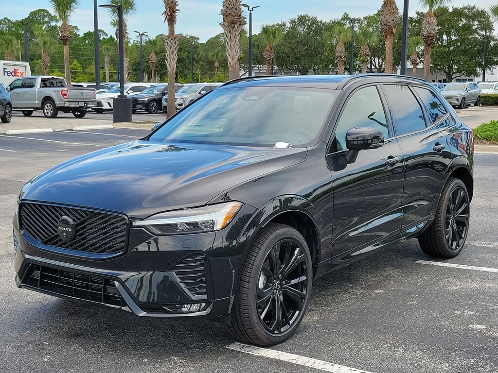 New 2026 Volvo XC60 B5 Ultra Black Edition SUV