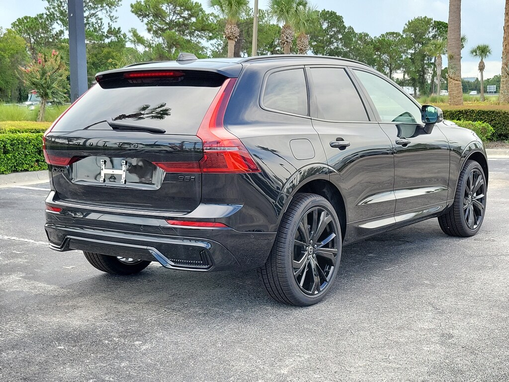 New 2026 Volvo XC60 B5 Ultra Black Edition SUV