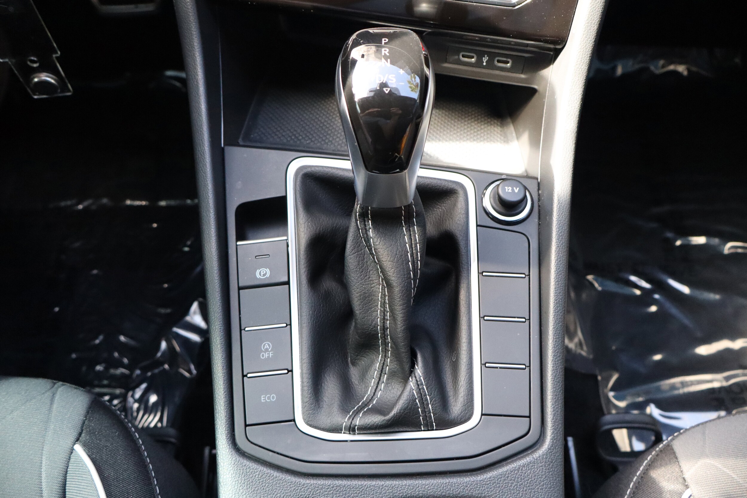 2025 Volkswagen Jetta Sport - Photo 24
