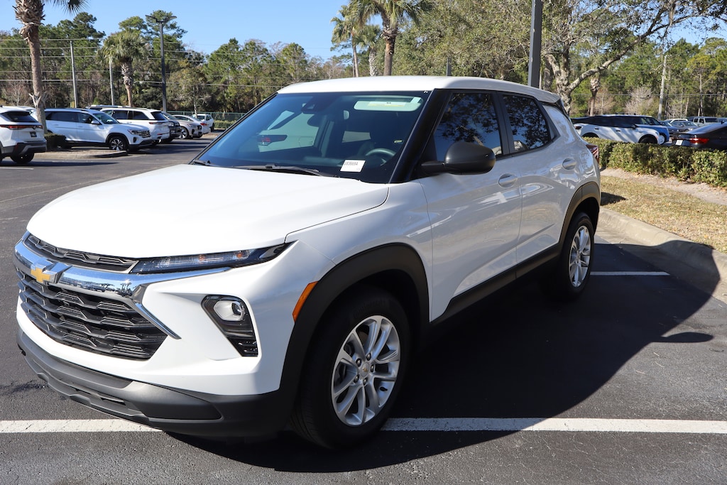 Used 2024 Chevrolet Trailblazer LS SUV