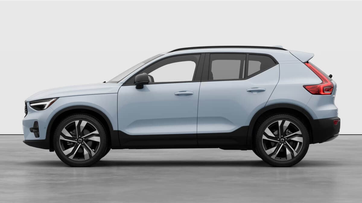 XC40 in Cloud Blue