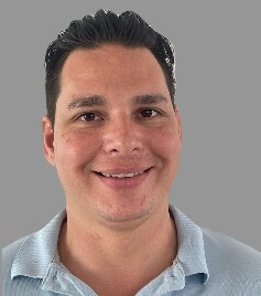 Staff member Thomas Hutcheon from 7ca9bab18e03