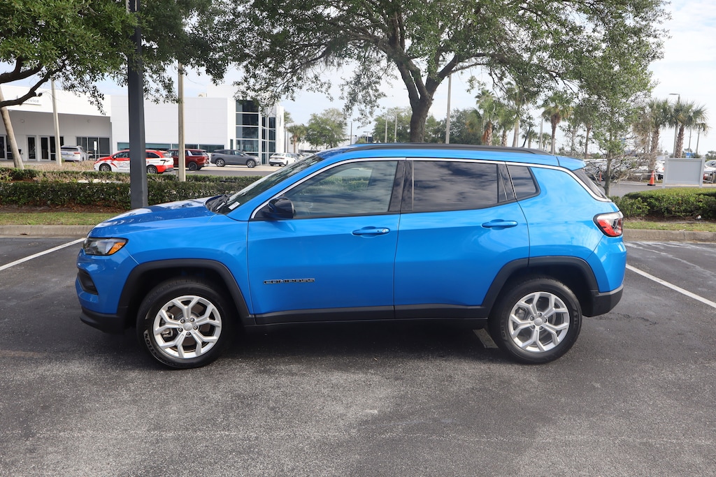 Used 2024 Jeep Compass Latitude SUV