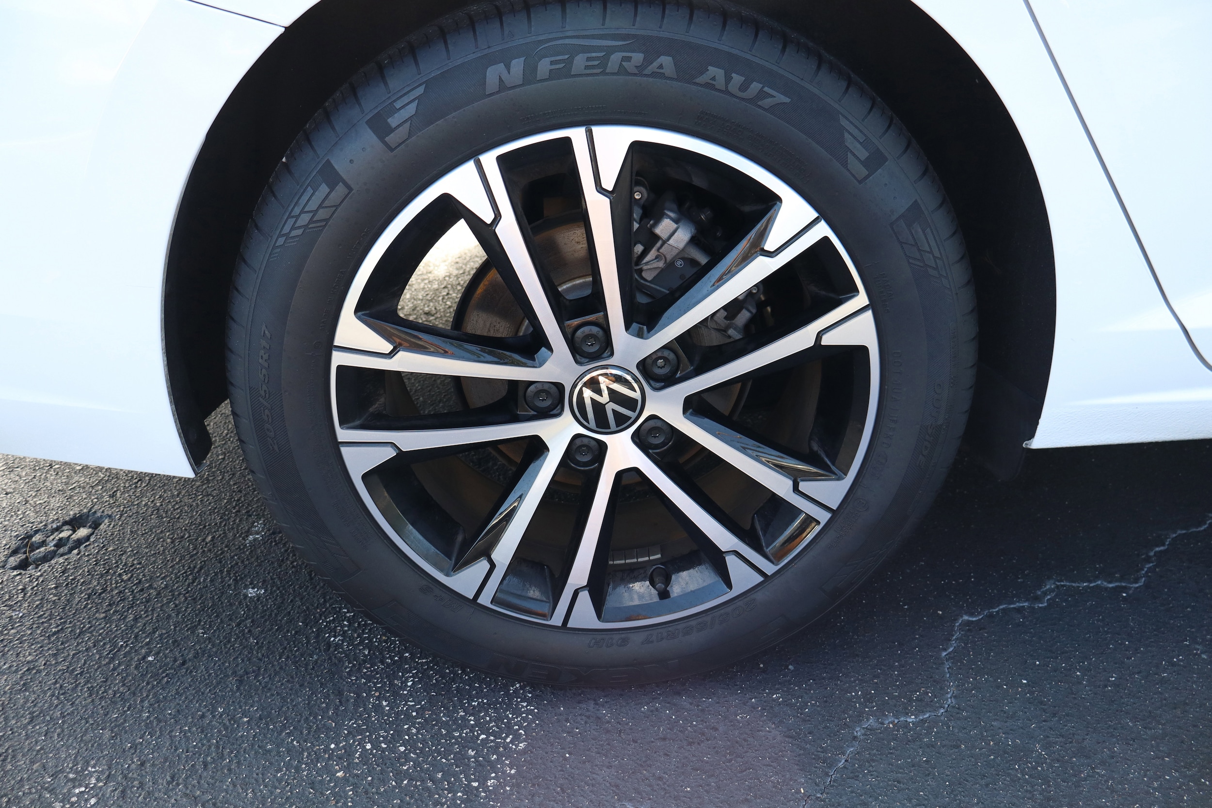 2025 Volkswagen Jetta Sport - Photo 9