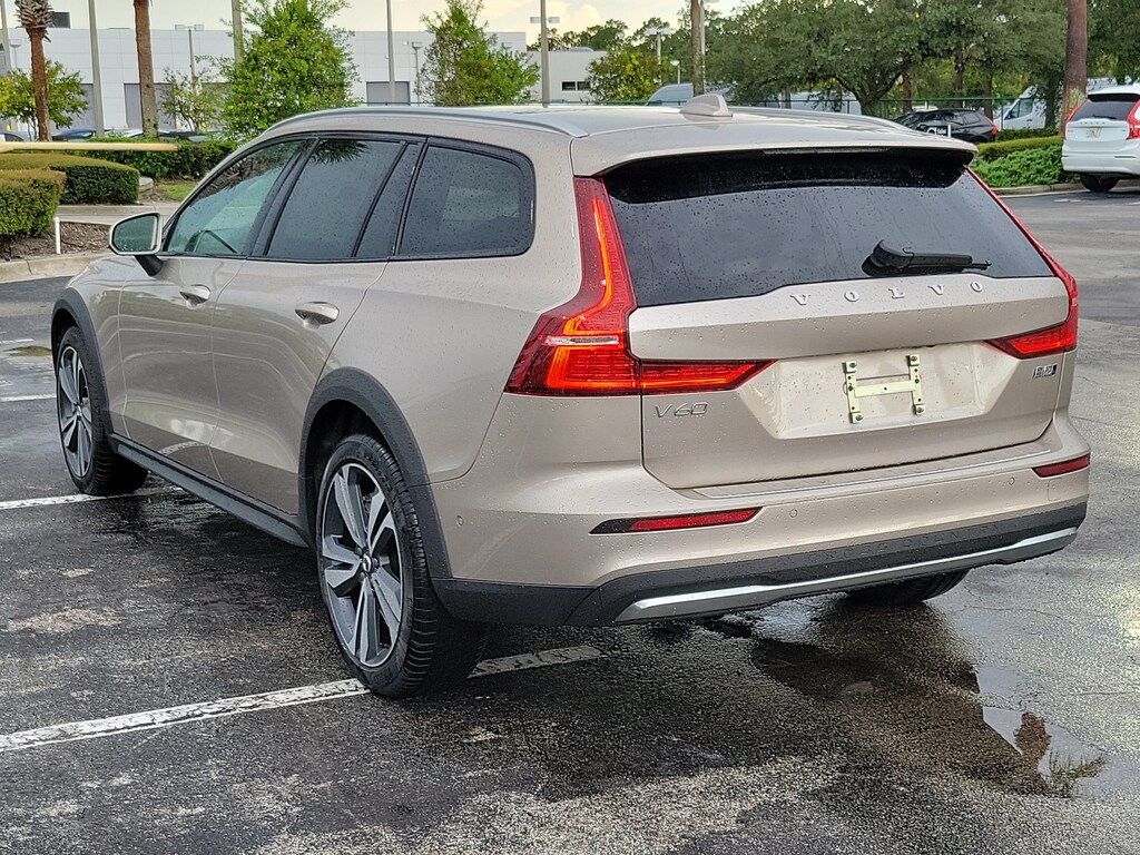New 2026 Volvo V60 Cross Country B5 Plus Wagon