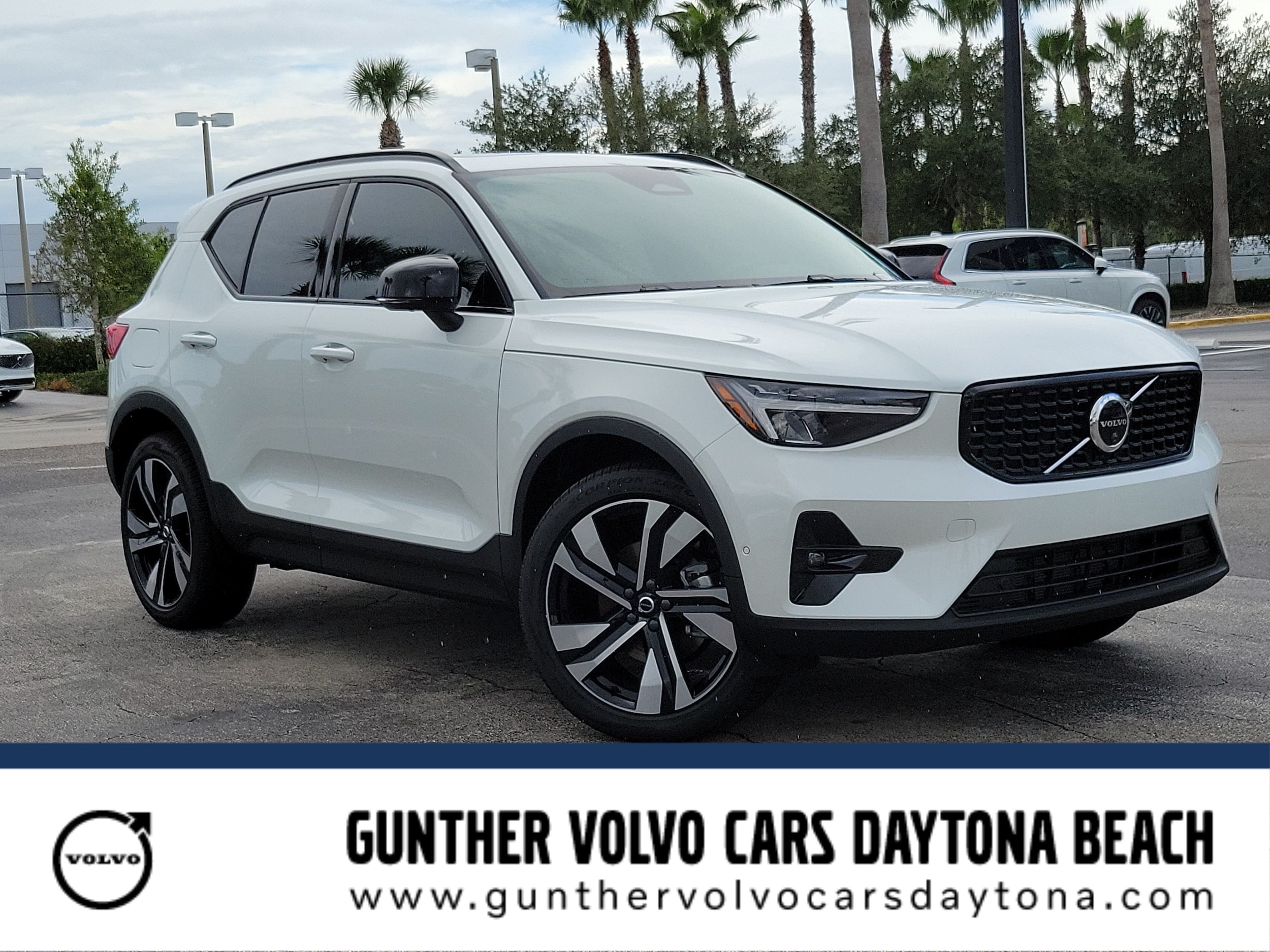 2026 Volvo XC40