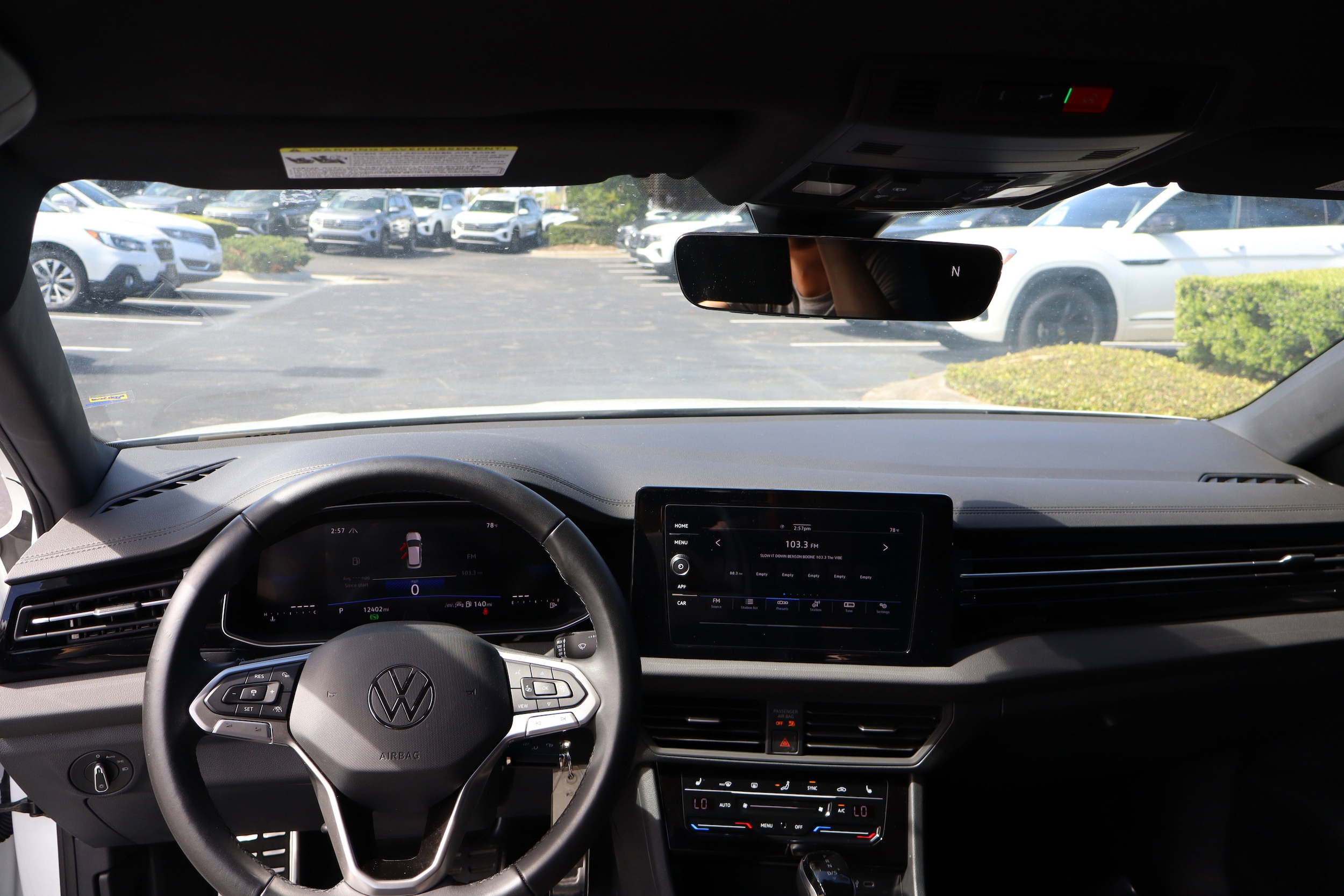 2025 Volkswagen Jetta Sport - Photo 28