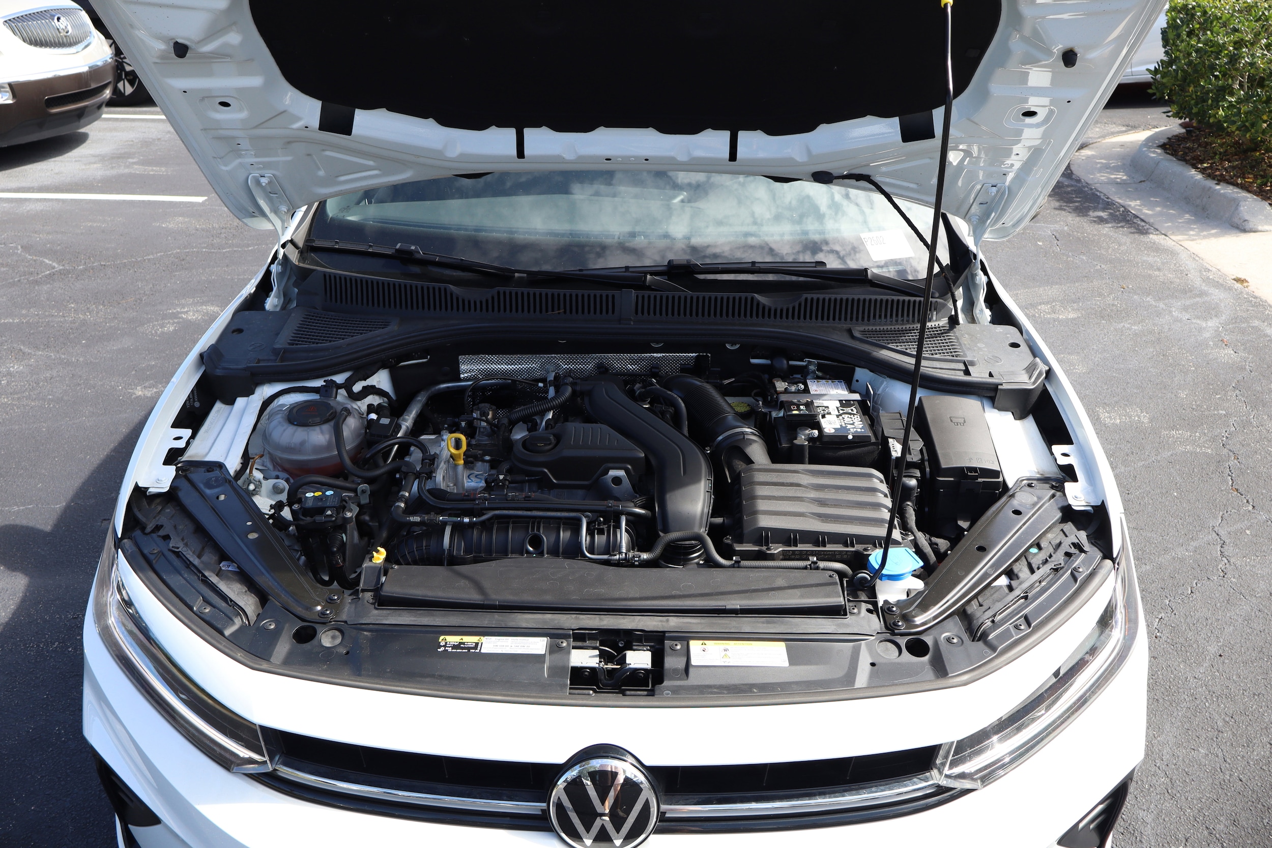 2025 Volkswagen Jetta Sport - Photo 13