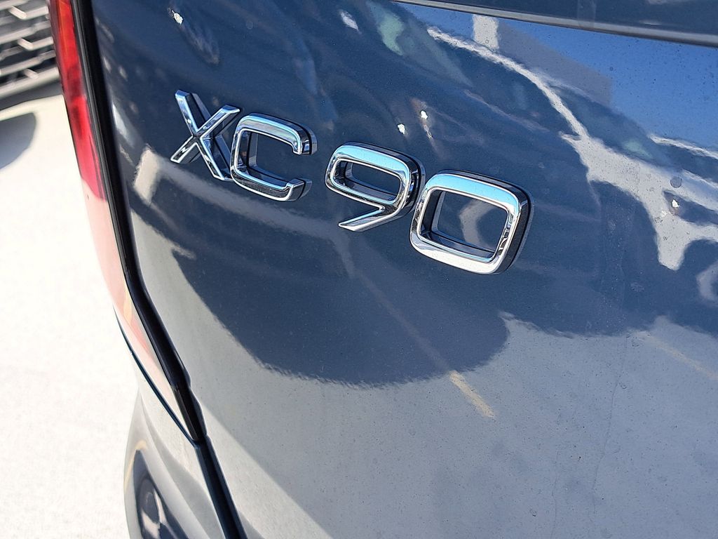 2026 Volvo XC90 Ultra - Photo 6