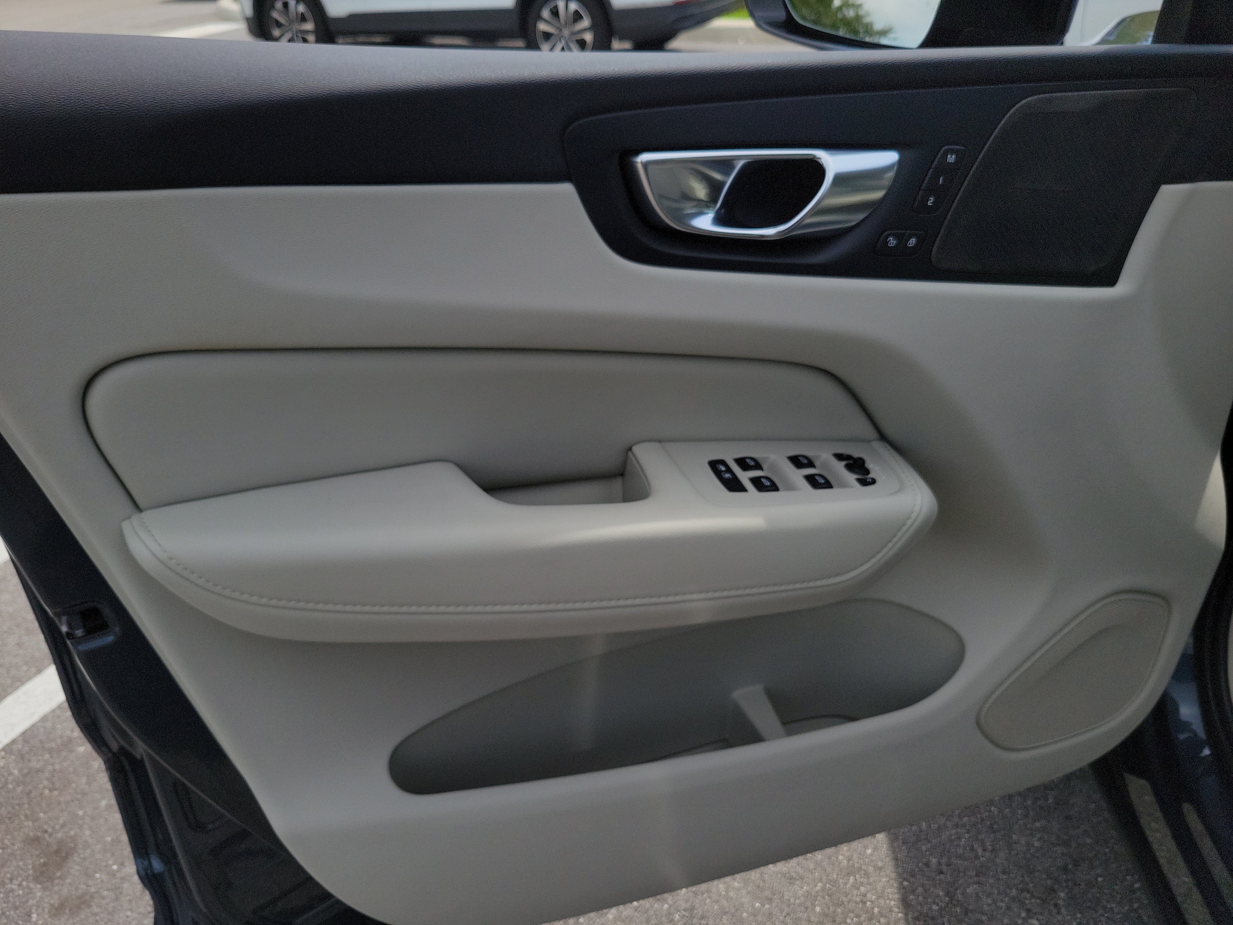 2024 Volvo XC60 Ultimate - Photo 17