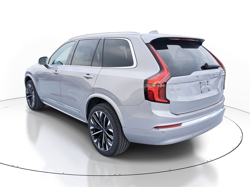New 2026 Volvo XC90 B5 Core SUV