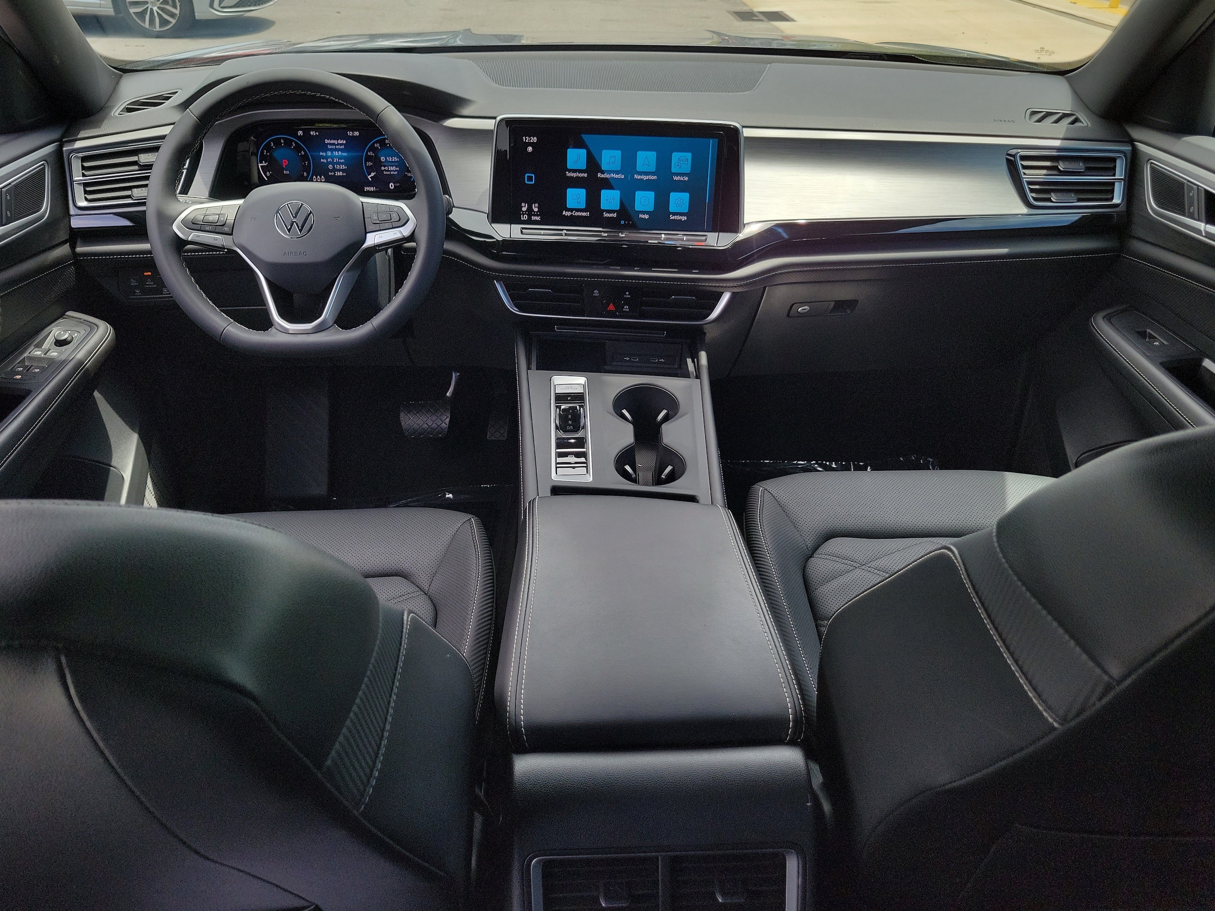 2024 Volkswagen Atlas Cross Sport SE - Photo 14
