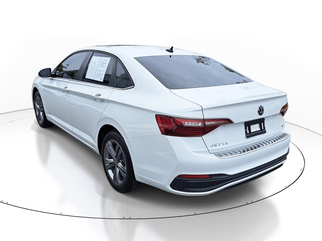 Used 2023 Volkswagen Jetta 1.5T SE Sedan