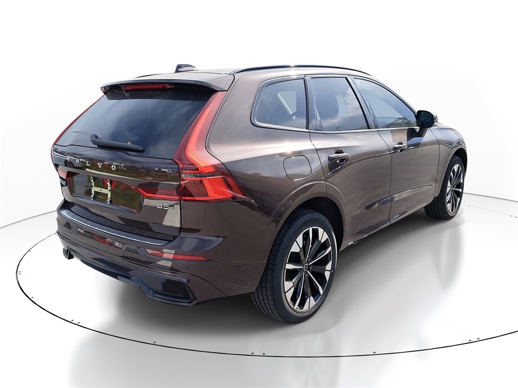New 2026 Volvo XC60 B5 Plus SUV