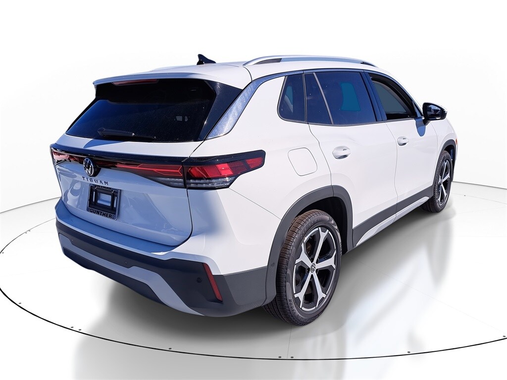 New 2026 Volkswagen Tiguan SE SUV