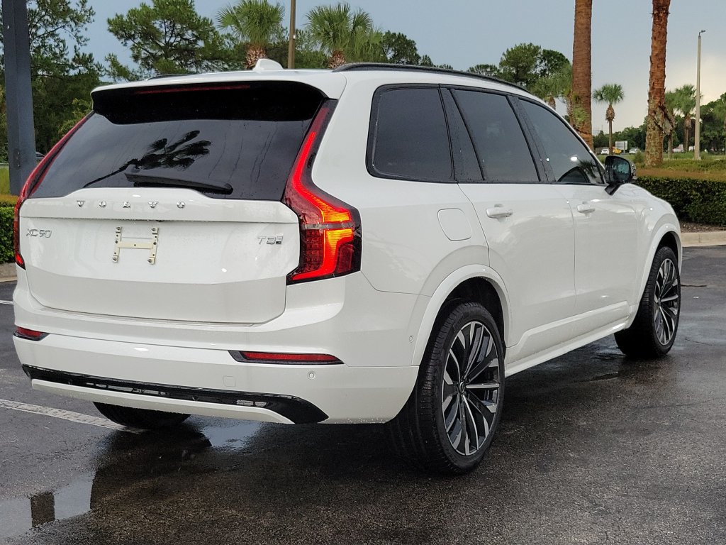 New 2026 Volvo XC90 plug-in hybrid T8 Ultra Dark Theme 7-Seater SUV