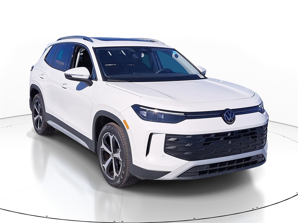 New 2026 Volkswagen Tiguan 2.0T SE SUV