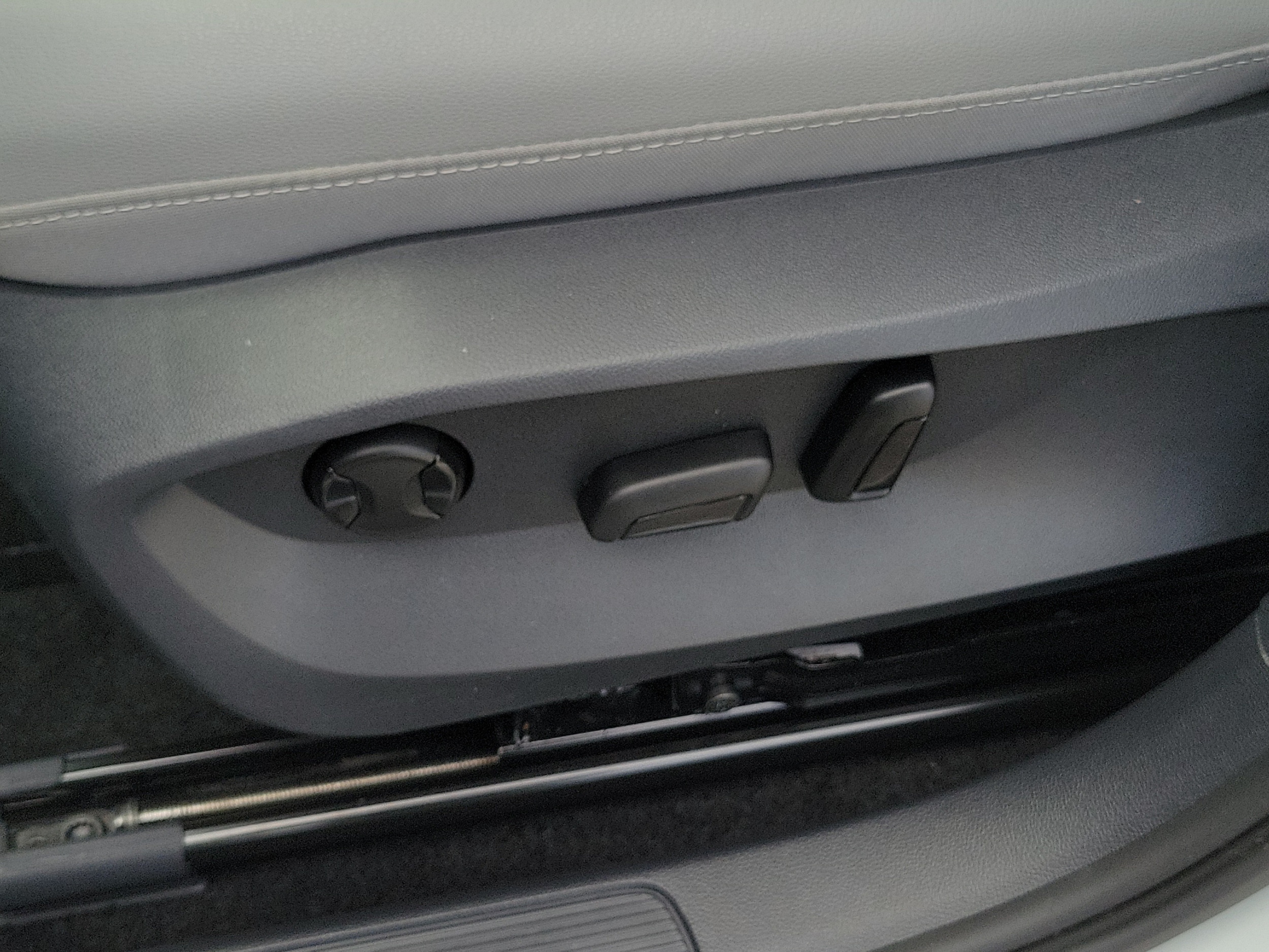 2024 Volkswagen Taos SE - Photo 23