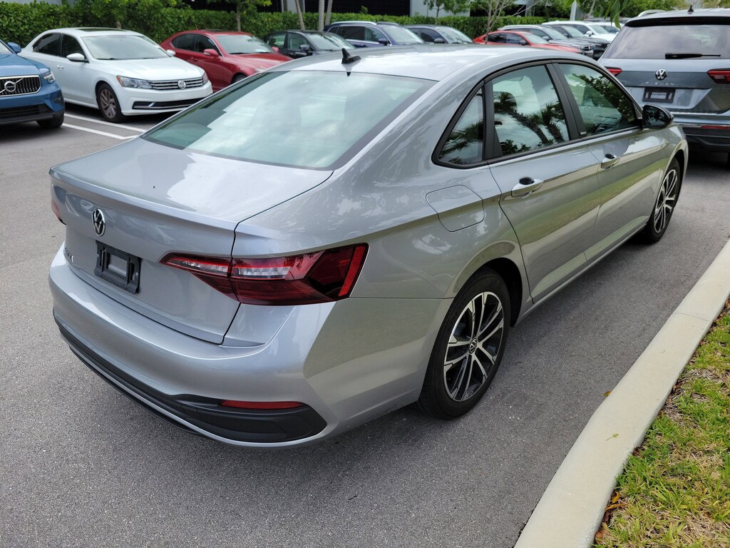 Used 2024 Volkswagen Jetta 1.5T Sport Sedan