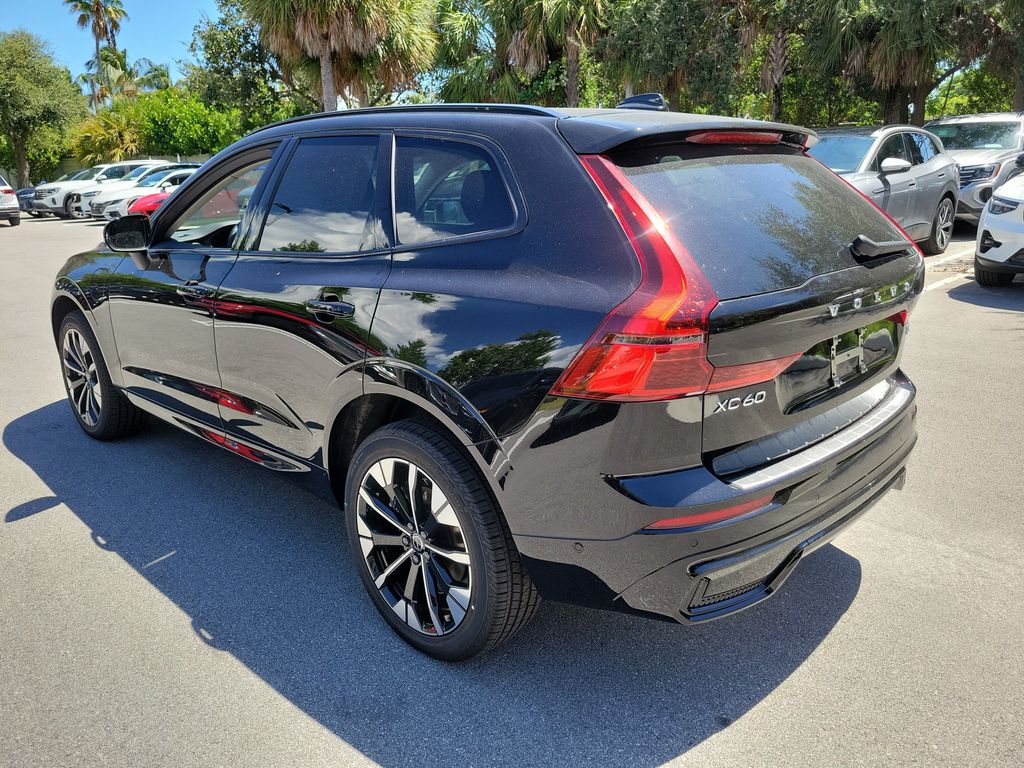 New 2026 Volvo XC60 plug-in hybrid T8 Plus SUV