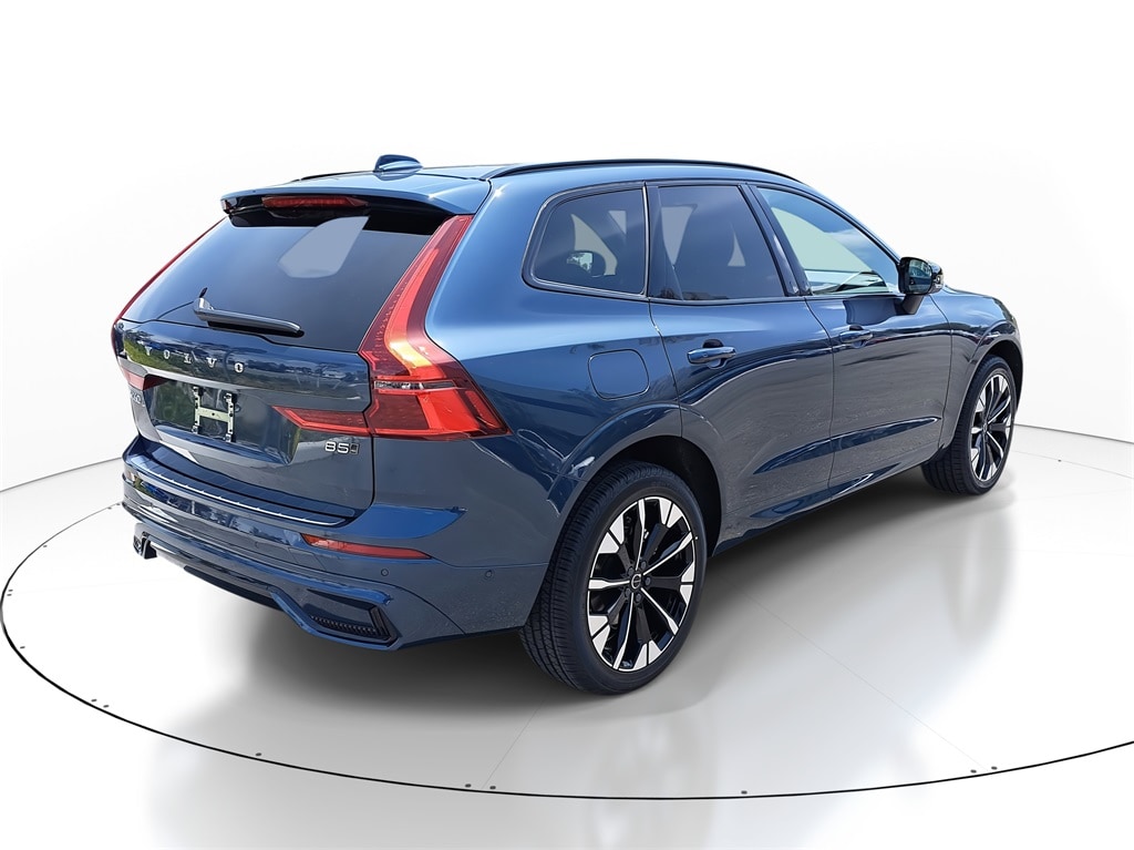 New 2026 Volvo XC60 B5 Plus SUV