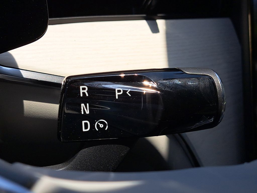2025 Volvo EX90 Ultra - Photo 30