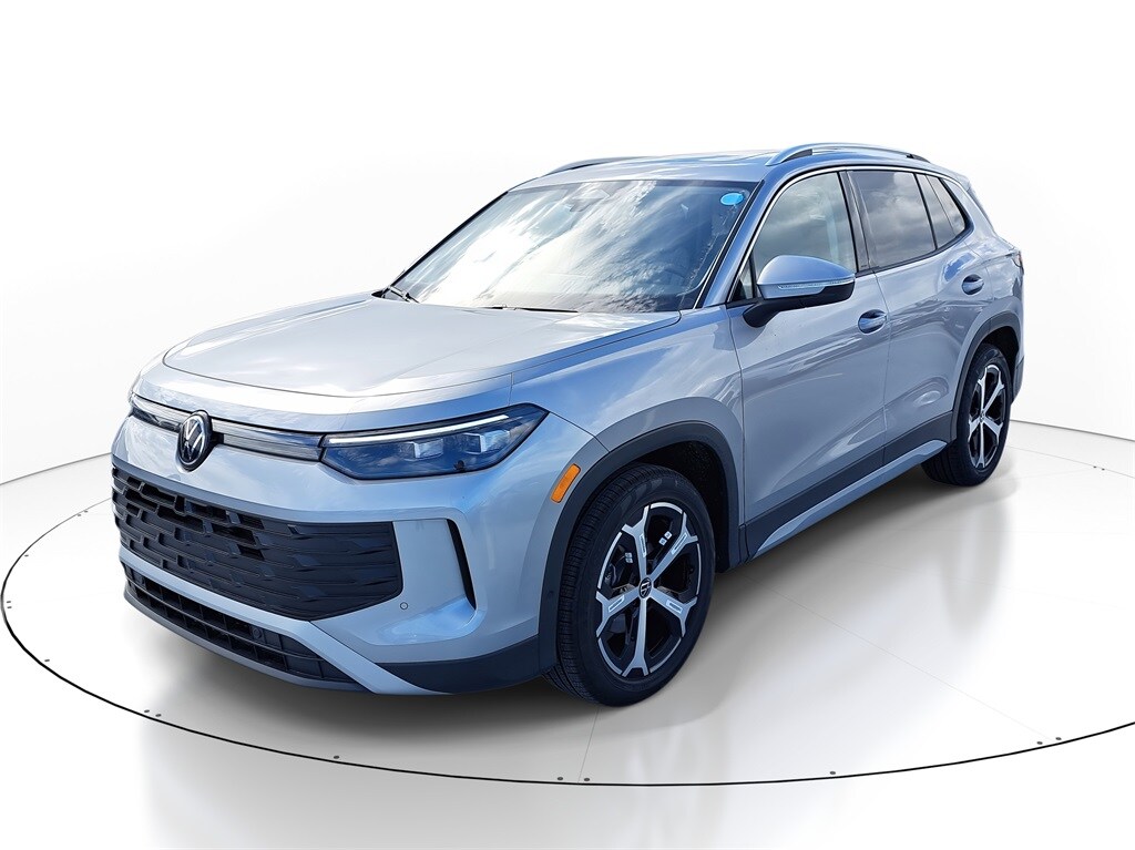 New 2026 Volkswagen Tiguan 2.0T SE SUV