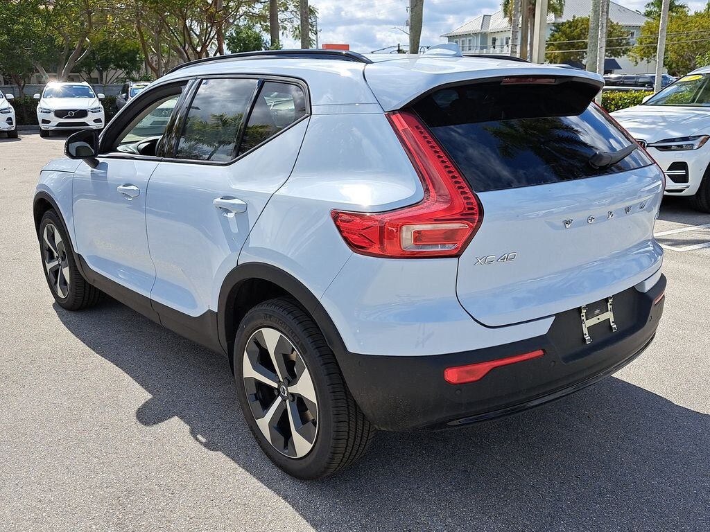 New 2026 Volvo XC40 B5 Plus SUV