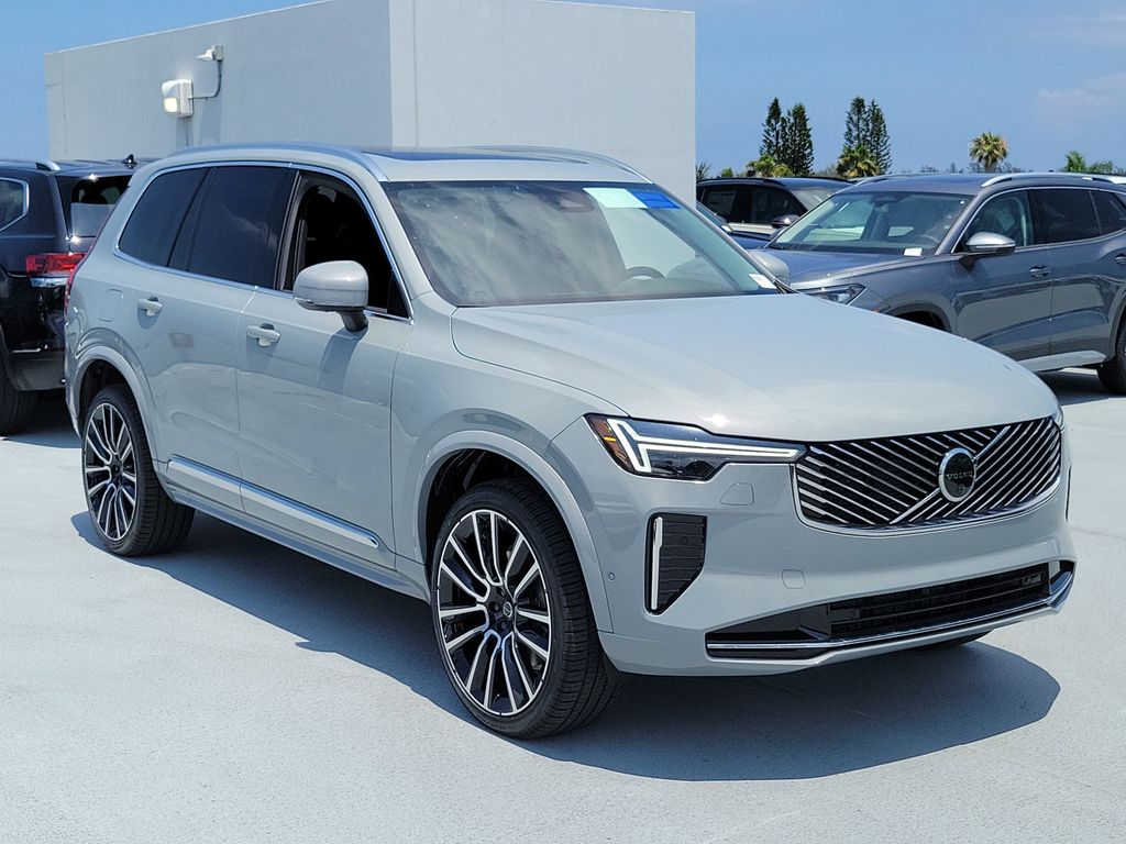 2026 Volvo XC90 B6 Plus Bright 6-Seater 4WD's photo
