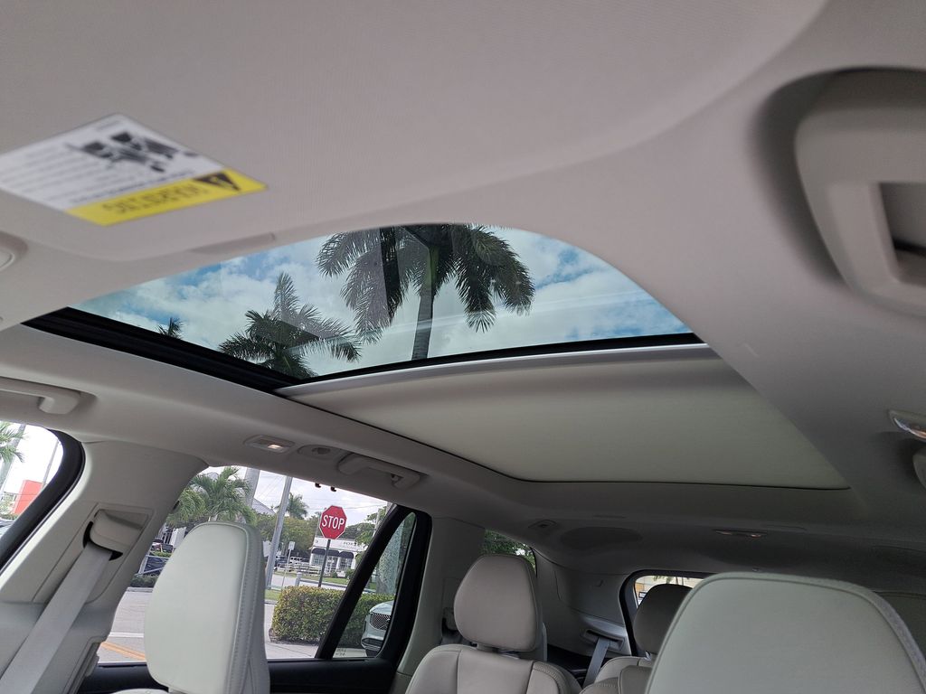 2026 Volvo XC90 Ultra - Photo 21