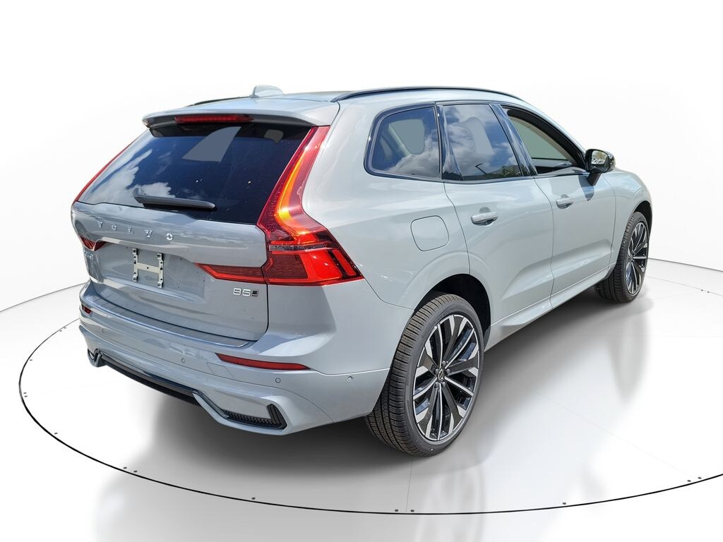 New 2026 Volvo XC60 B5 Ultra SUV
