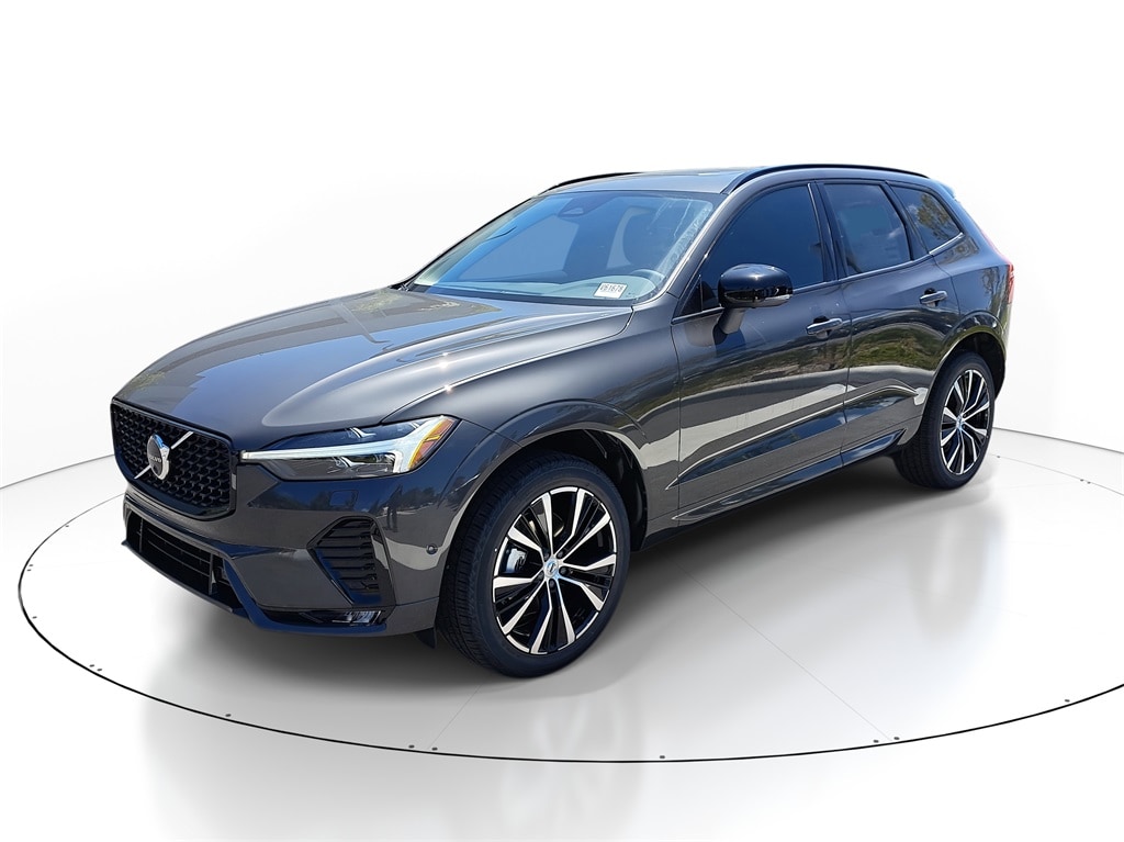 New 2025 Volvo XC60 B5 Plus SUV