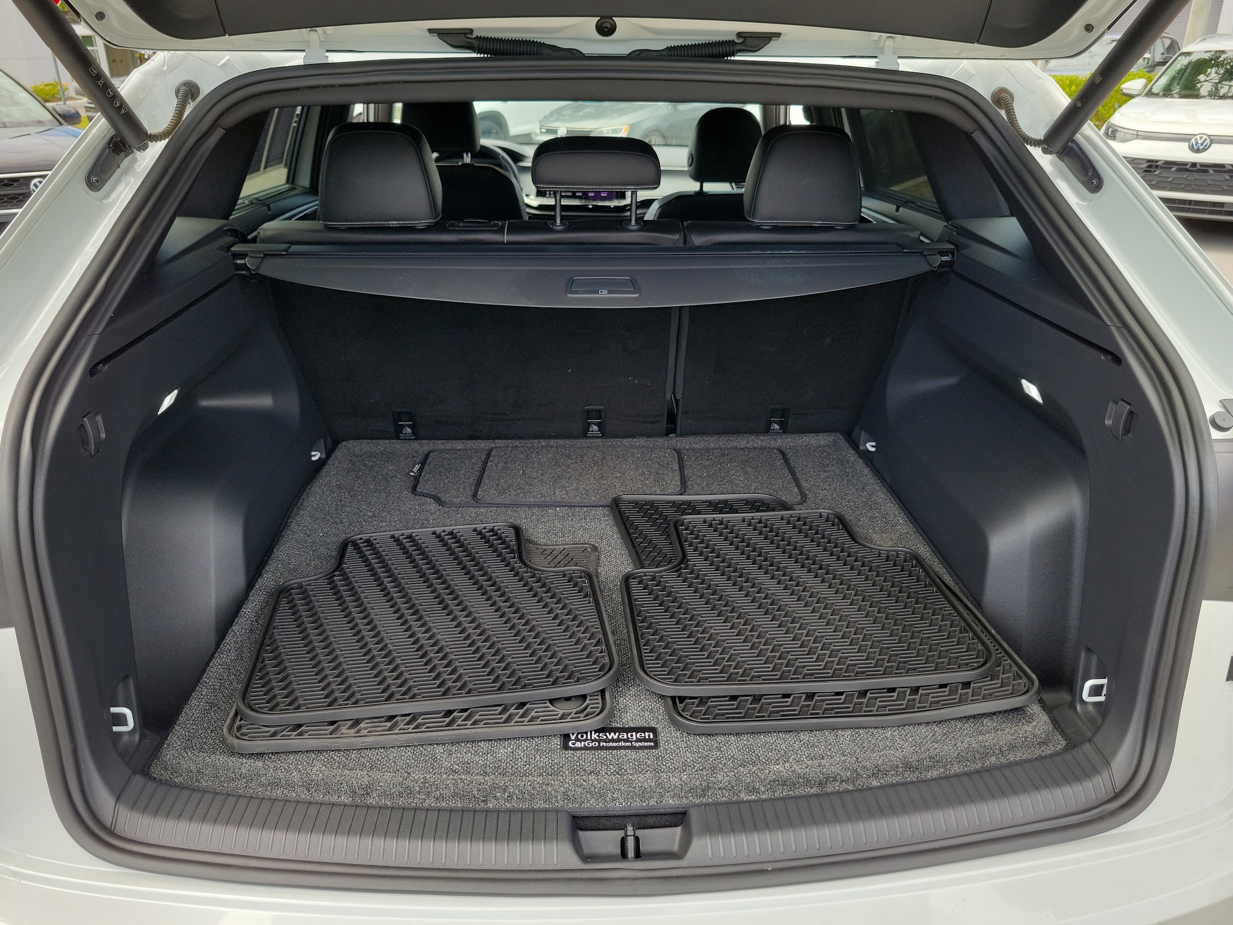 2024 Volkswagen Atlas Cross Sport SEL R-LINE - Photo 7