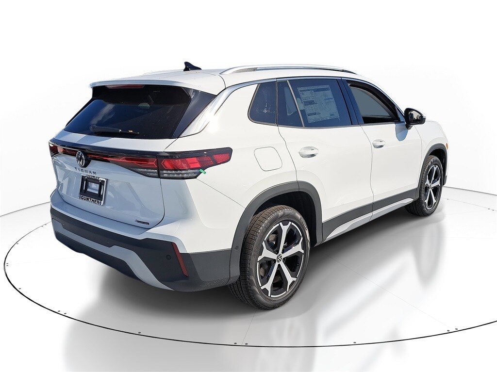 New 2026 Volkswagen Tiguan 2.0T SE SUV