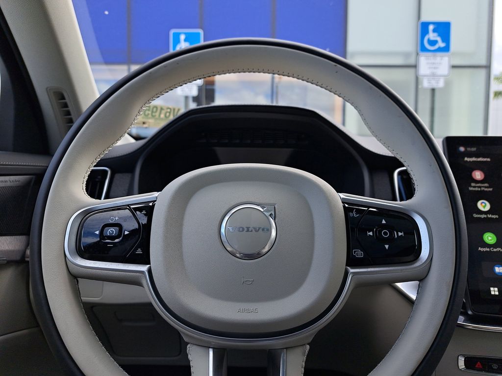 2026 Volvo XC90 Ultra - Photo 25