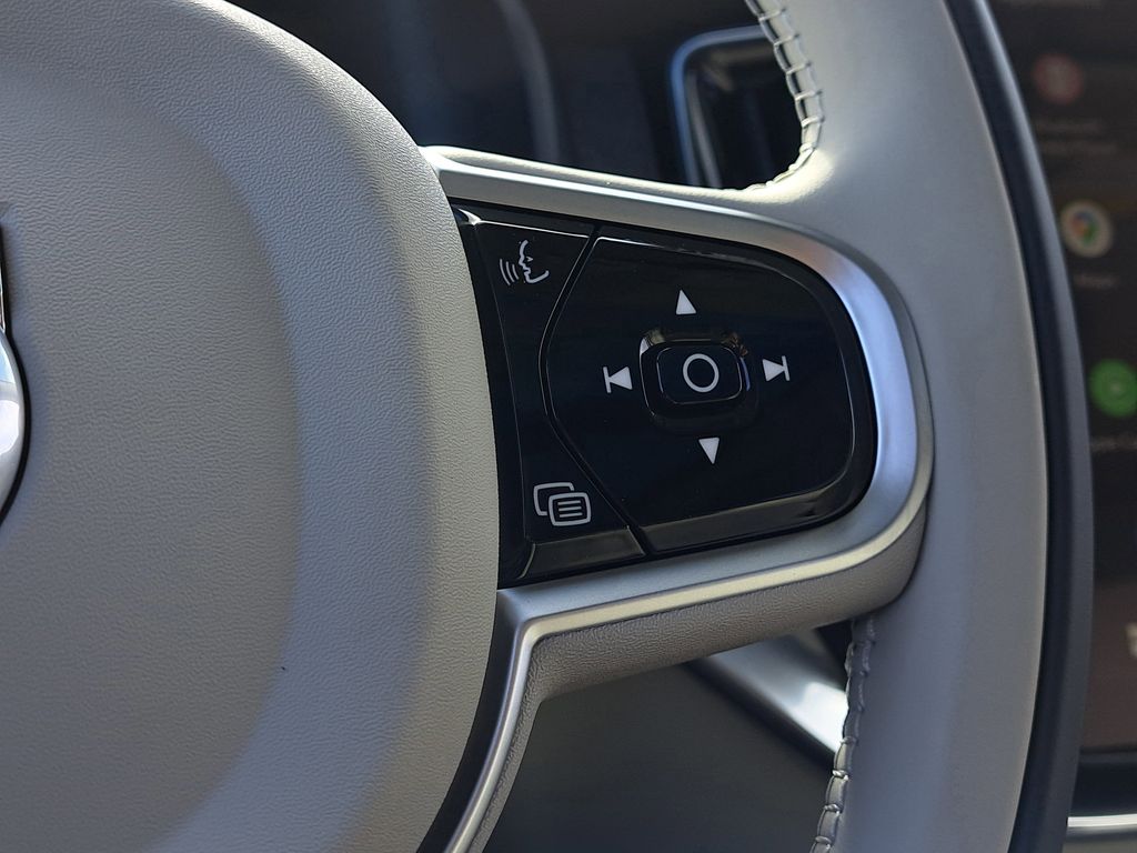 2026 Volvo XC90 Ultra - Photo 27