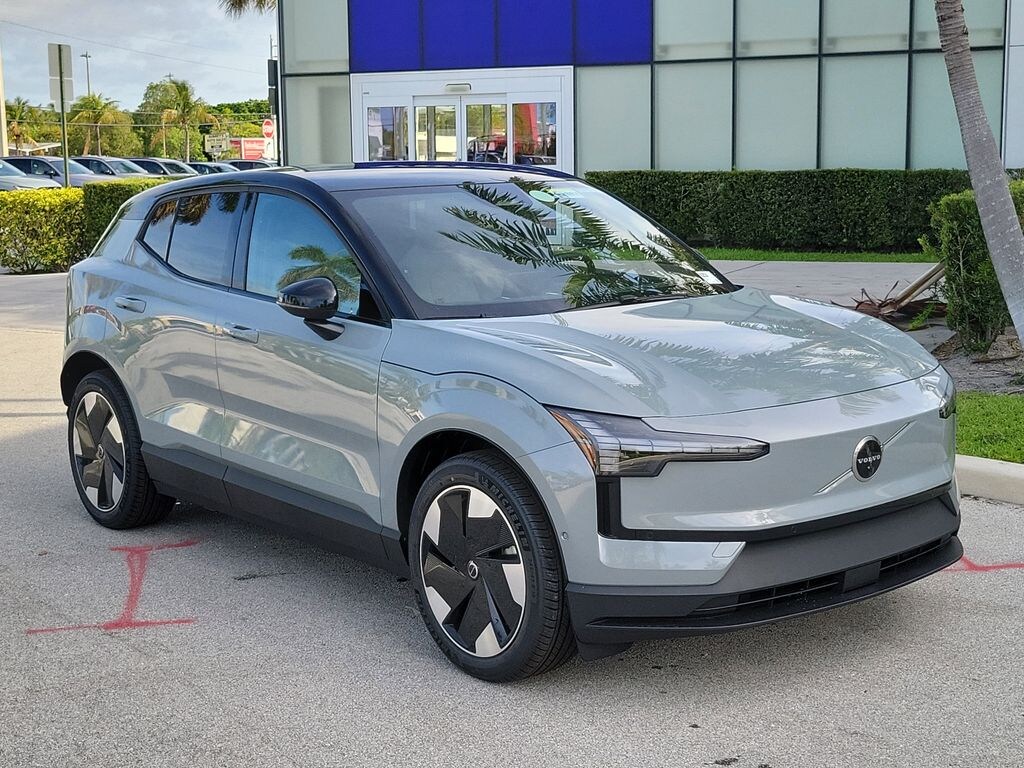 New 2026 Volvo EX30 Twin Motor Ultra SUV