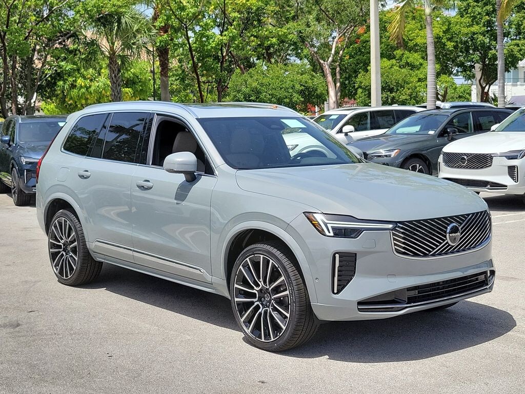 New 2026 Volvo XC90 B6 Plus 7-Seater SUV