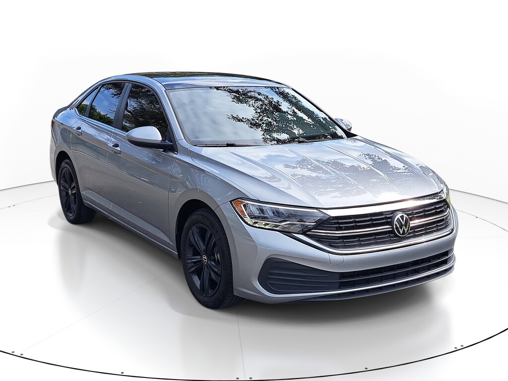 Used 2024 Volkswagen Jetta 1.5T SE Sedan