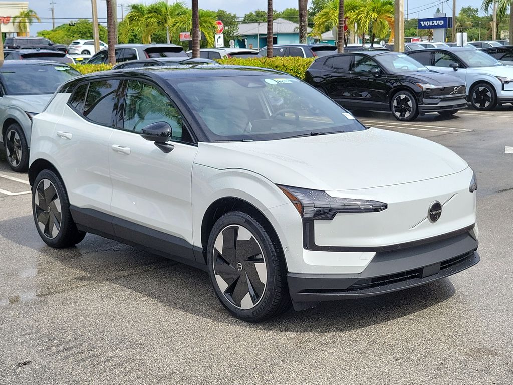 2026 Volvo EX30 Twin Motor Performance Ultra's photo