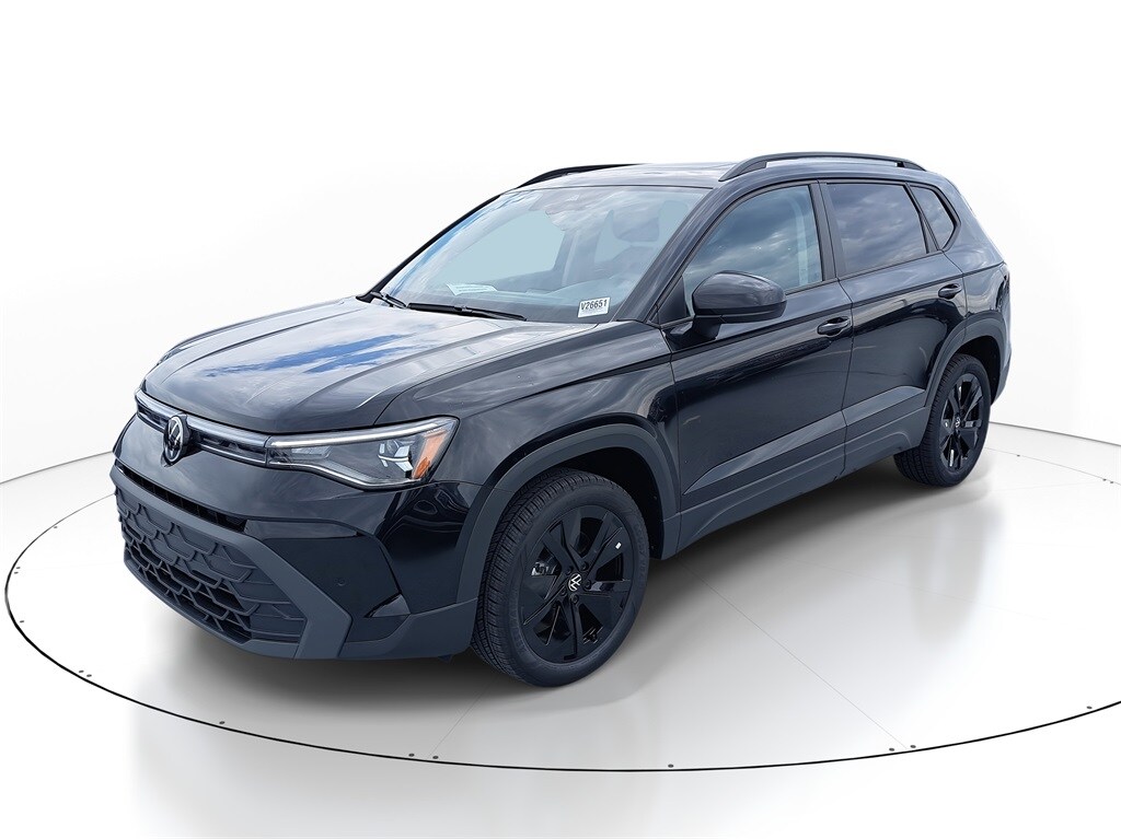 New 2025 Volkswagen Taos 1.5T SE SUV