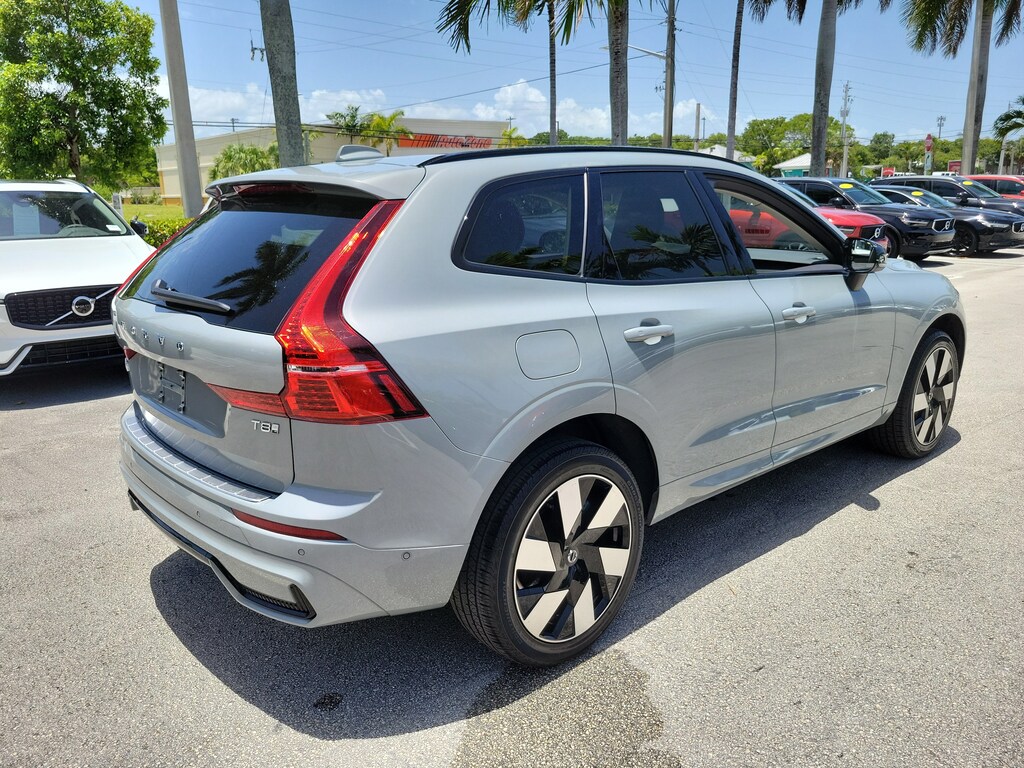 Certified 2025 Volvo XC60 plug-in hybrid T8 Plus SUV