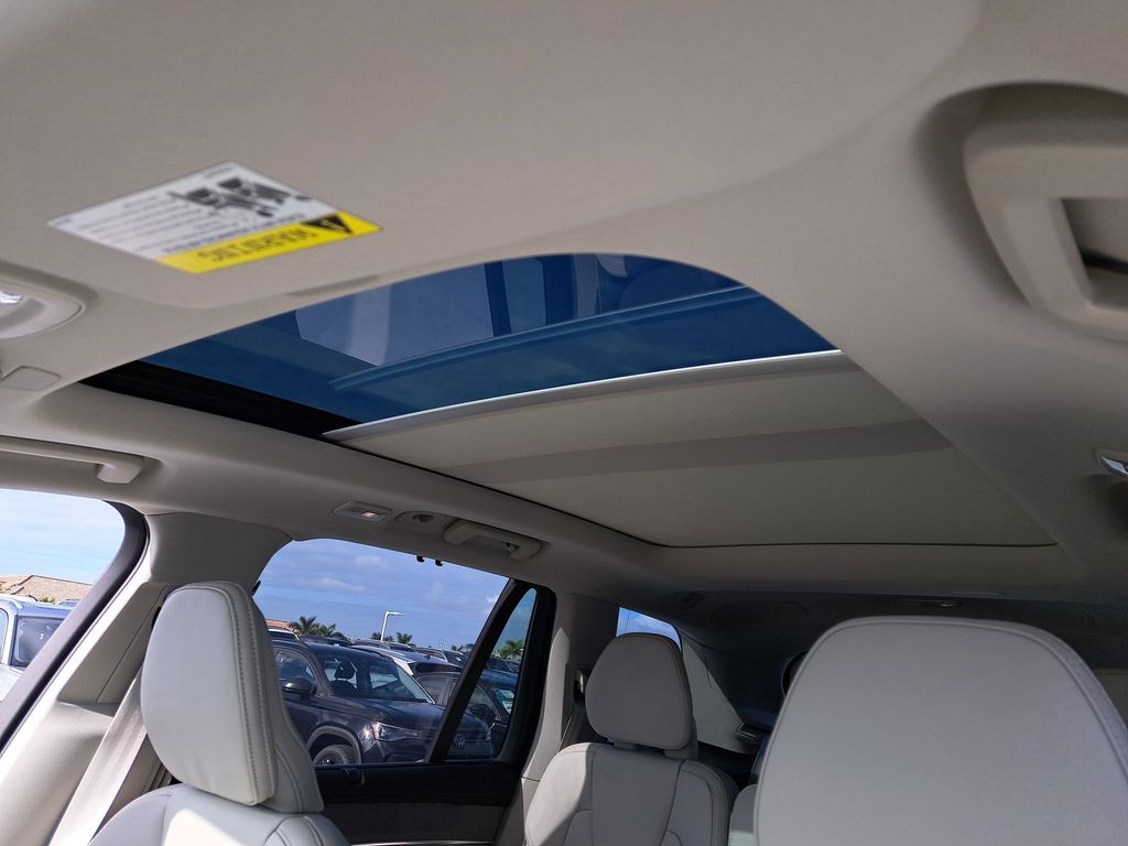 2026 Volvo XC90 Ultra - Photo 20
