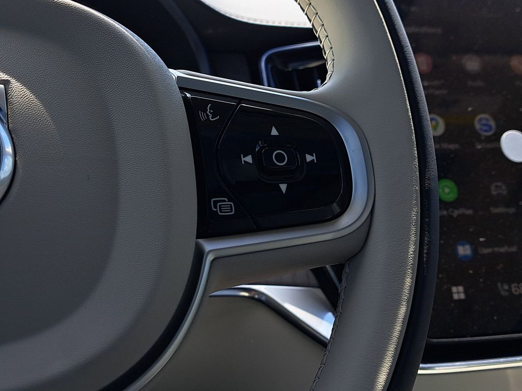2026 Volvo XC90 Ultra - Photo 28