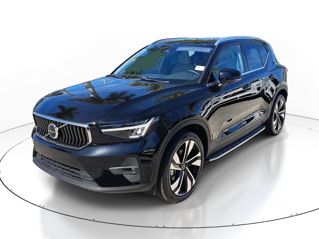 Certified 2023 Volvo XC40 B4 FWD Plus Bright SUV