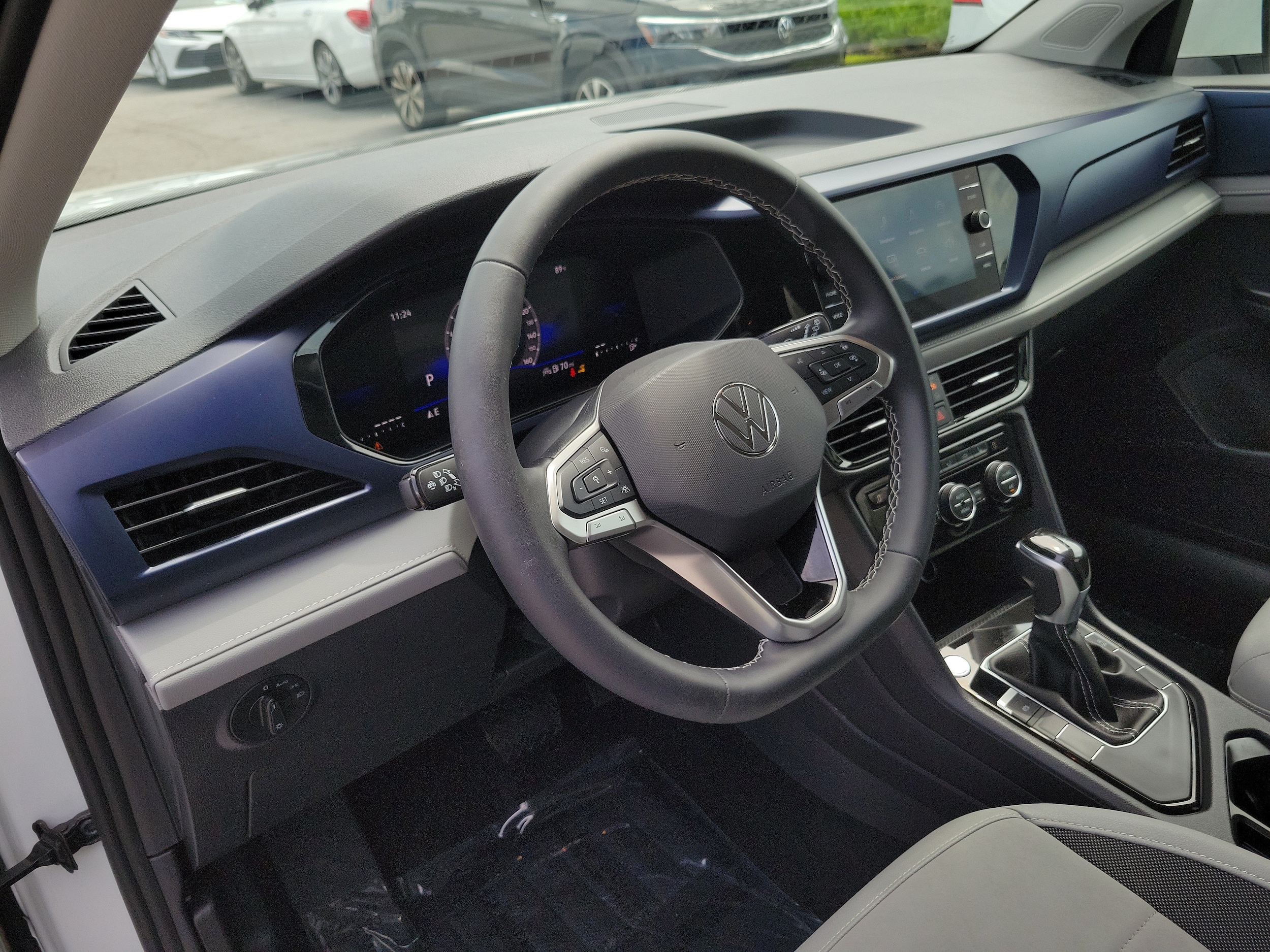 2024 Volkswagen Taos SE - Photo 20